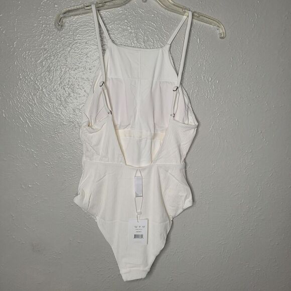 Andie Swim The Asbury Ribbed One Piece Swimsuit in Coconut Cream Size Med NWT - Picture 6 of 9